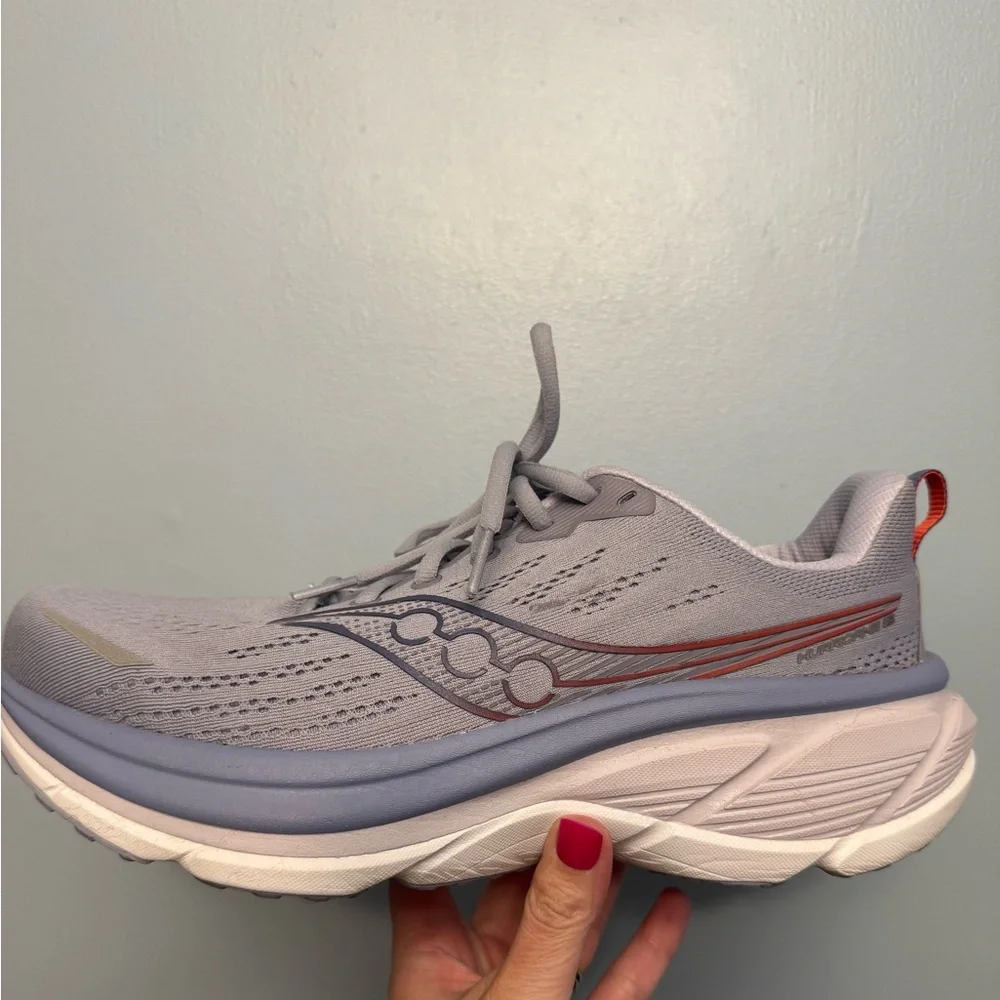Women’s Saucony Hurricane 25 - Picture 2 of 14